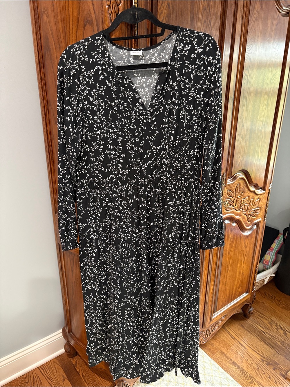 Black Long Sleeve Floral Midi Dress